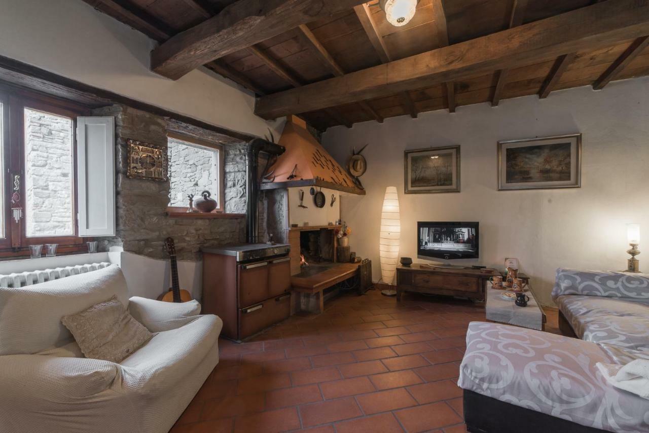 Mimmo'S Holiday House San Godenzo Esterno foto