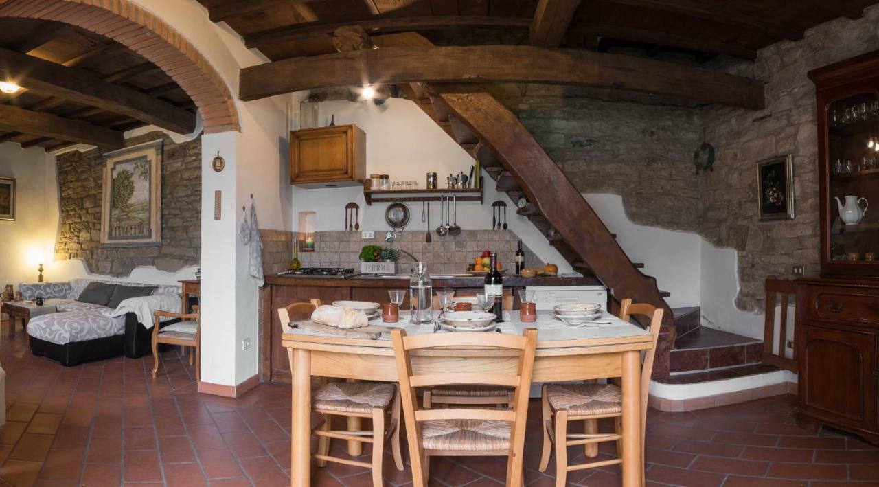 Mimmo'S Holiday House San Godenzo Esterno foto